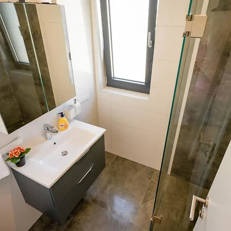 Penthouse Reniks Apartment *