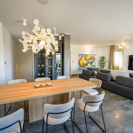 Apartamento Penthouse Reniks *