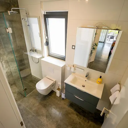 Penthouse Reniks * Murter