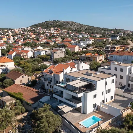 Penthouse Reniks Apartamento Murter