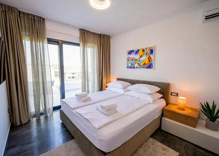 Penthouse Reniks Apartman