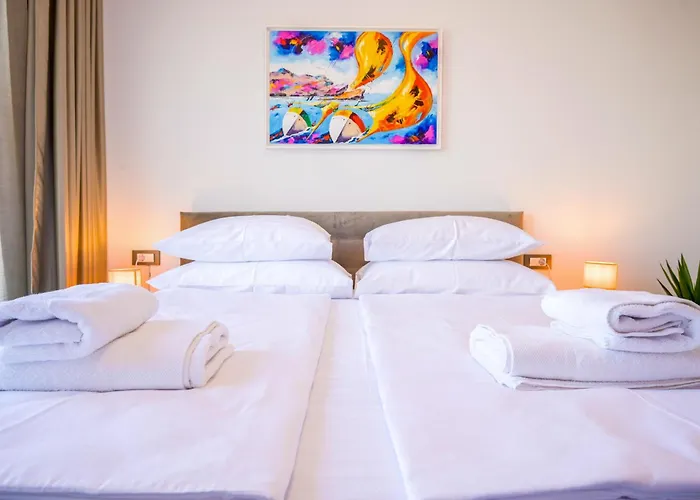 Penthouse Reniks Apartman *