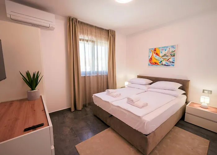 Lejlighed Penthouse Reniks *