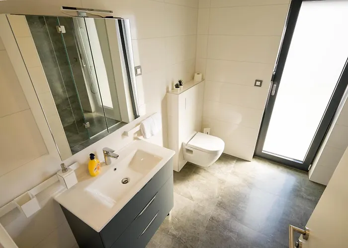 Penthouse Reniks * Murter